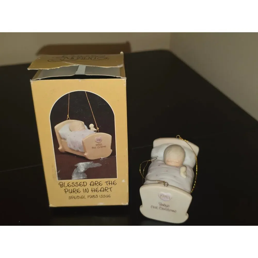 Precious Moments 1983 Porcelain Ornament -Blessed Are‎ The Pure In Heart E0518